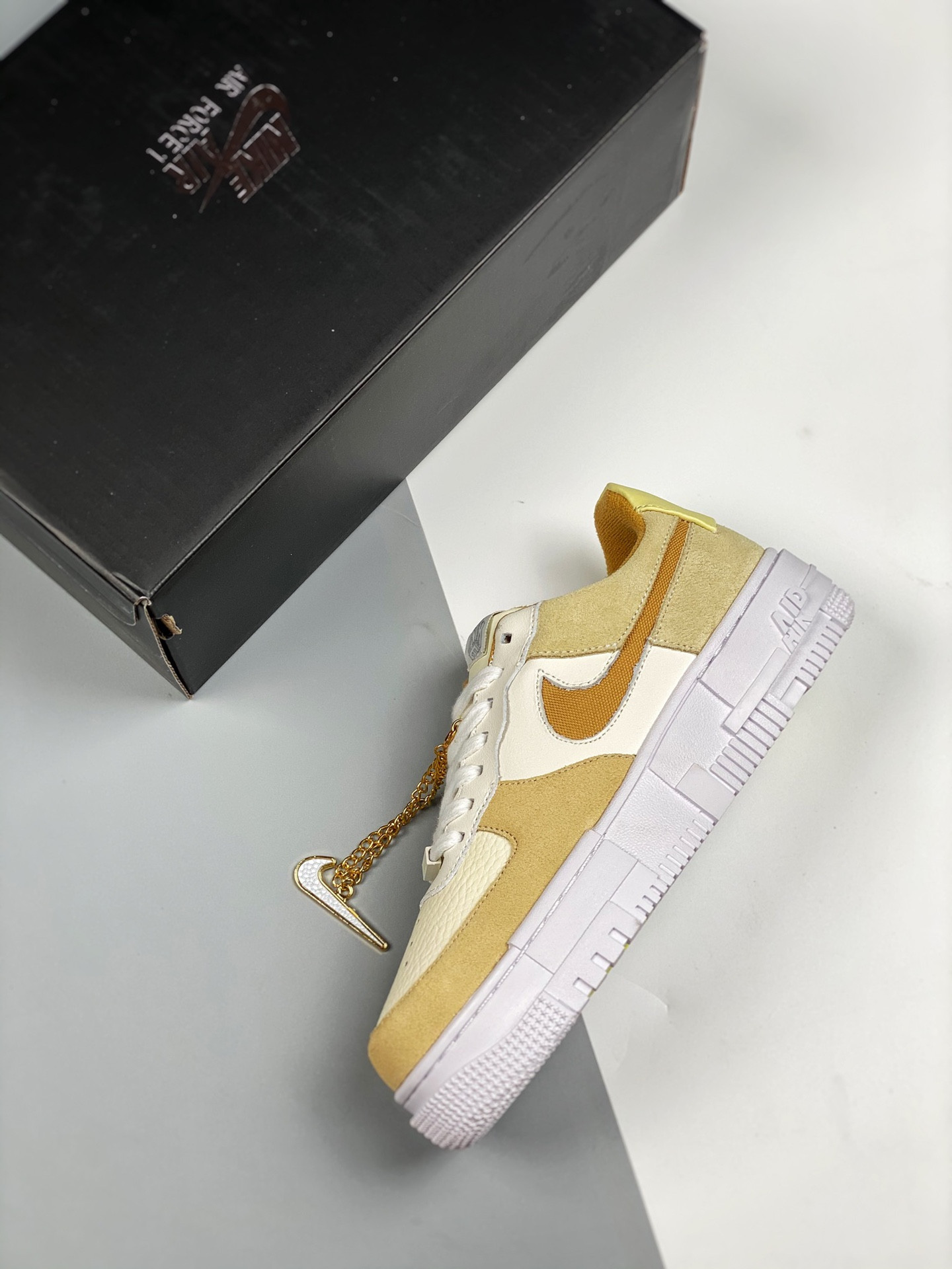 Nike Air Force 1 Low Pixel Sail Coconut Milk Lemon Drop For Sale
